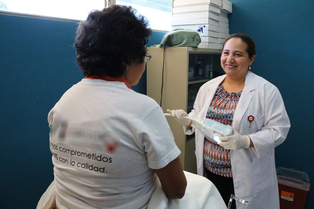 Cuarta jornada preventiva de cancer uterino periferica zona 5 igss-4