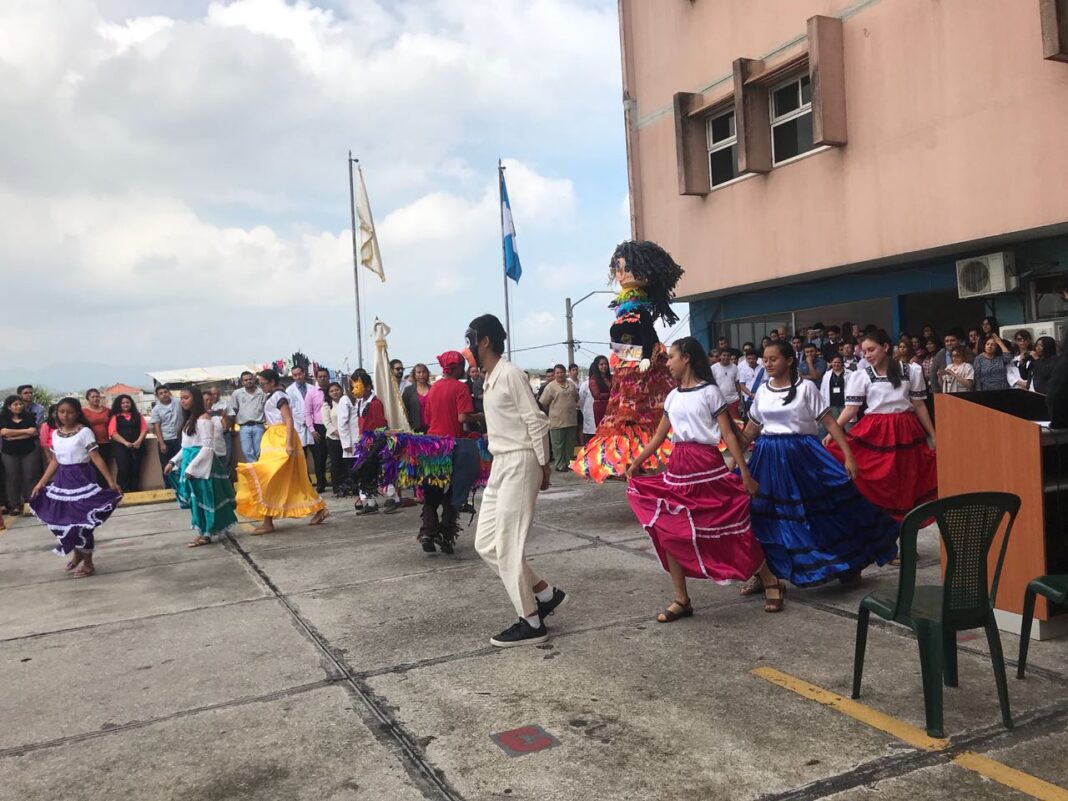 Acto Civico Hospital Dr Juan Jose Arevalo IGSS zona 6 2018-1
