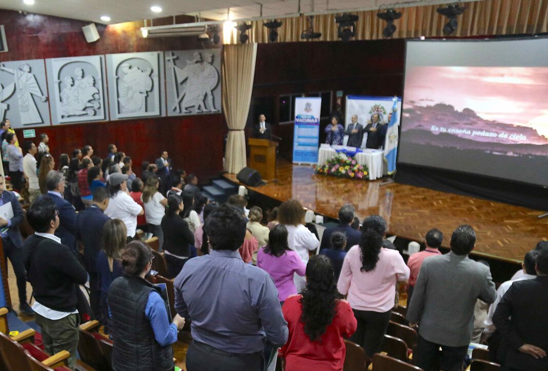 Presentacion de nuevas vacunas y nuevo esquema de inmunizacion institucional IGSS 2018-7
