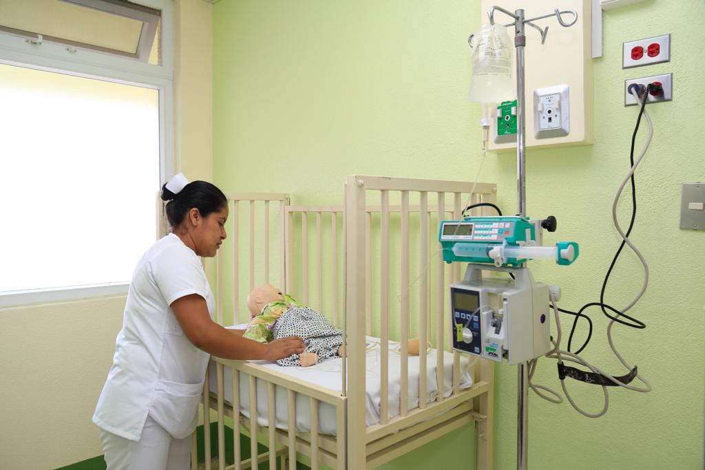 Inauguran servicios de pediatria en Hospital general de enfermedades igss-8