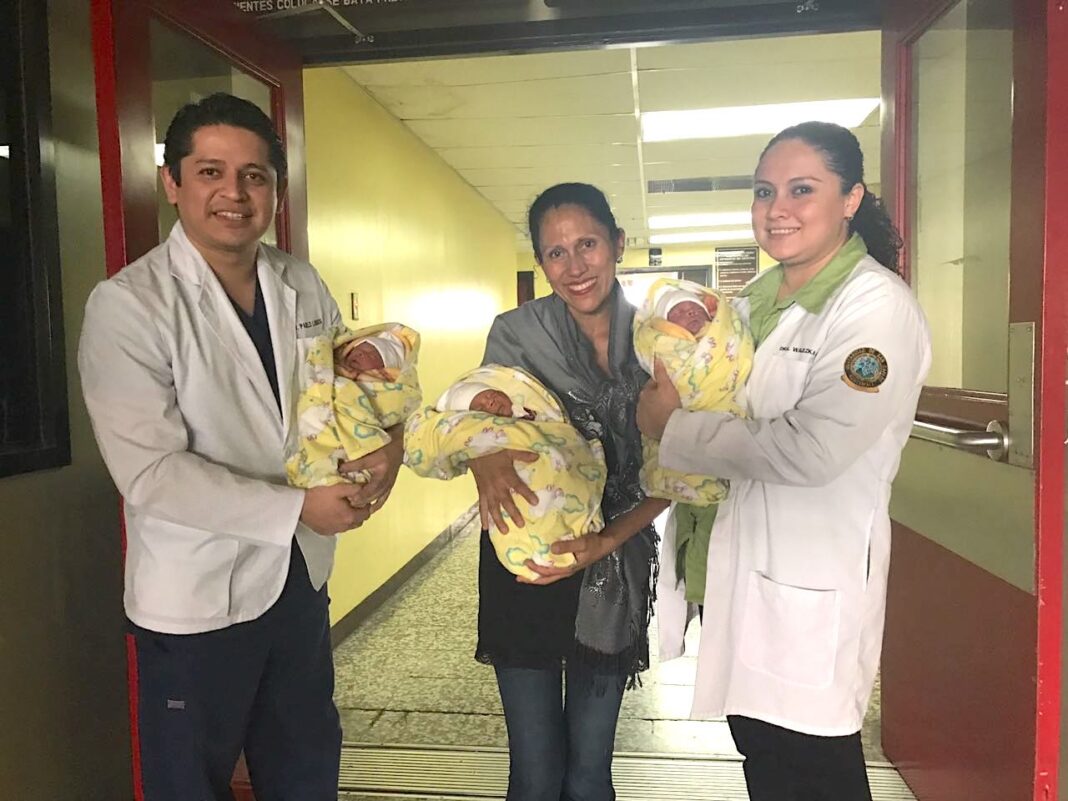Egreso-trillizas-igss-zona-6-2