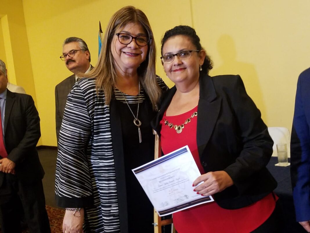 Reconocimiento 25 anos IGSS 2019-3