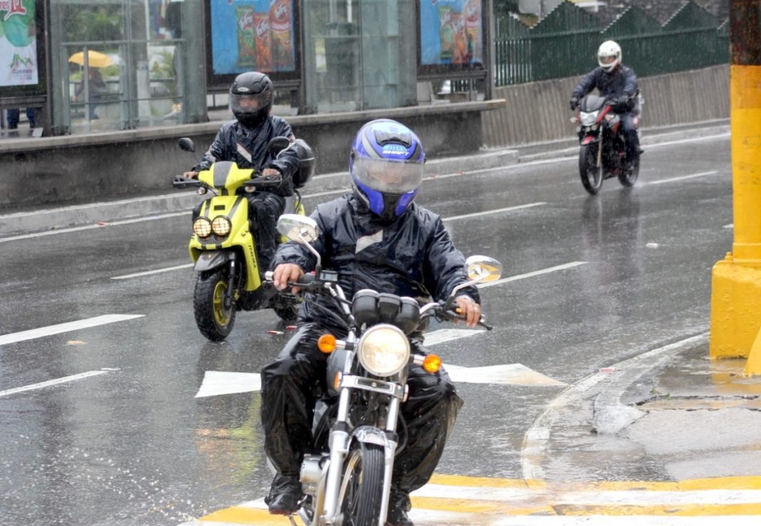 motoristas precaucion en epoca de lluvias accidentes igss 2023-1