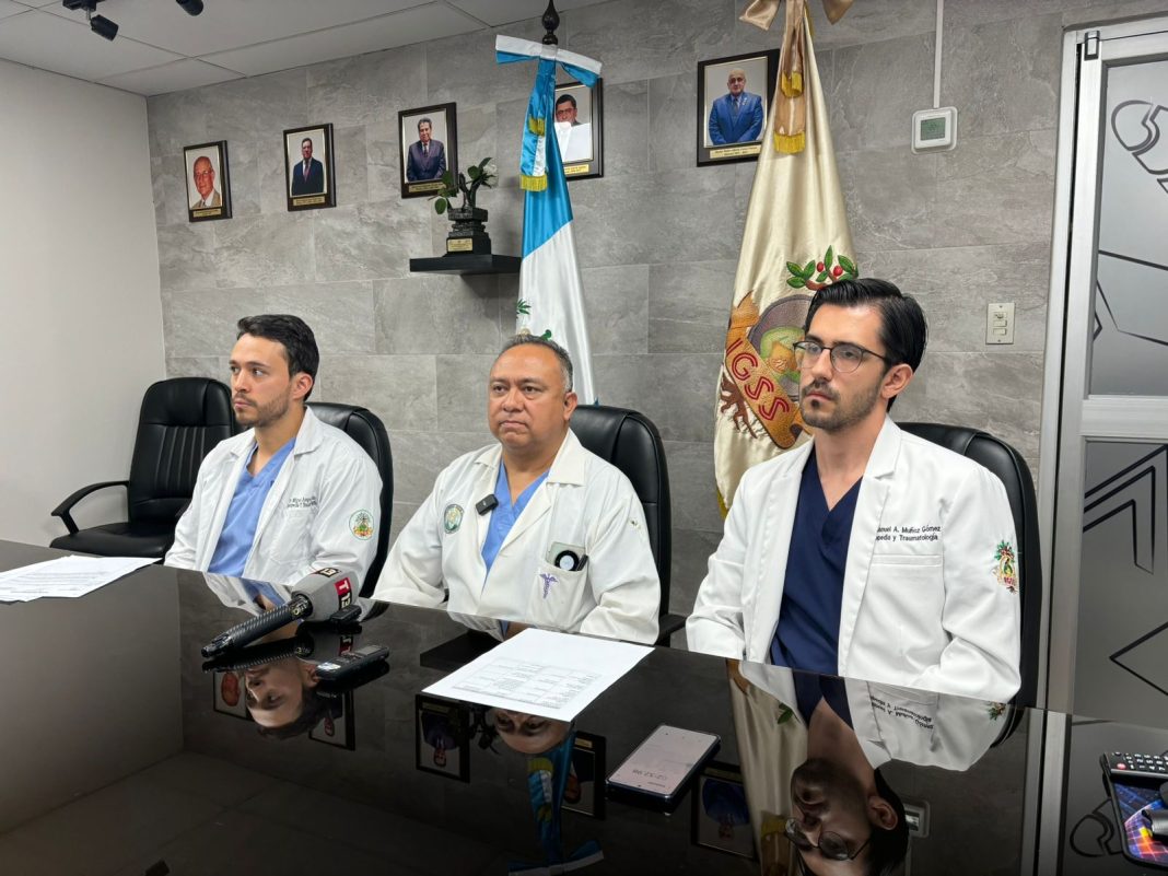 Conferencia de prensa IGSS atencion heridos accidente vial 20254