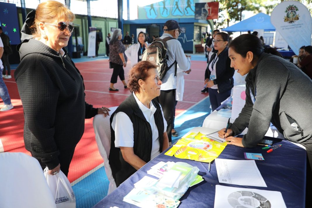 IGSS CONAPROV personas mayores tercera edad 2025-2