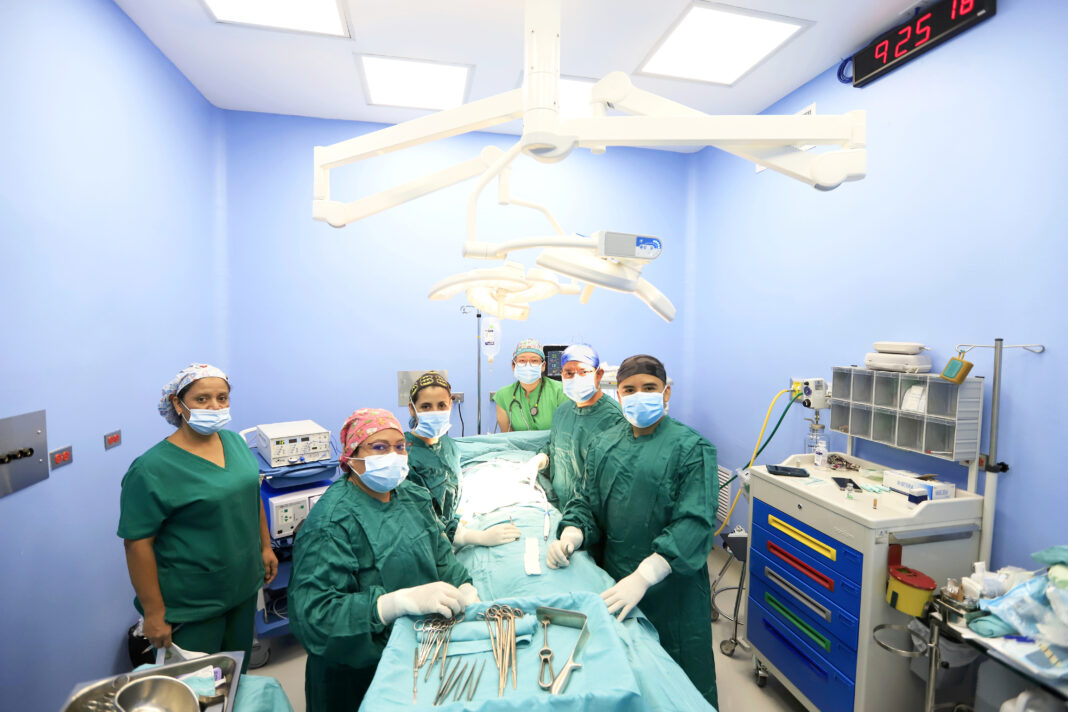 IGSS Hospital de Antigua Guatemala Sacatepéquez “La Capitanía” Primera cirugia mayor 2