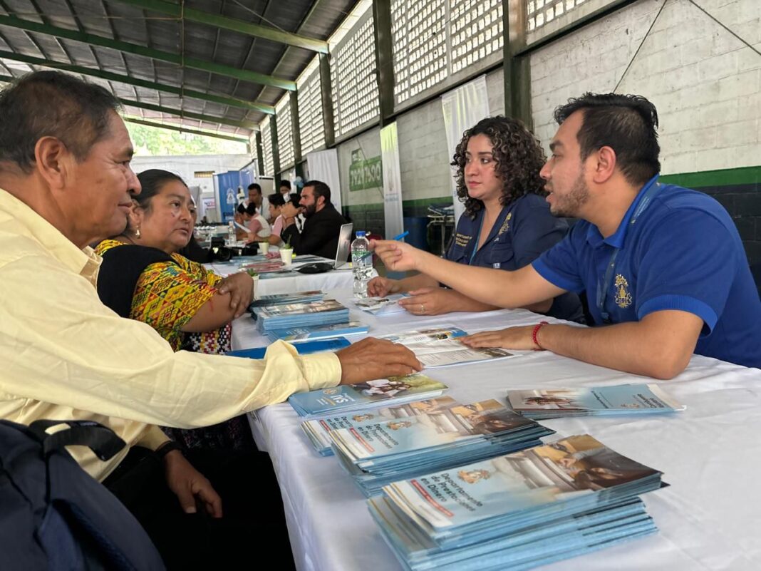 Conaprov feria IGSS Coban 2025-3