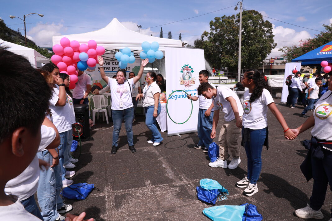 IGSS-Seccion-Materno-Infantil-Departament-de-Medicina-Preventiva-Dia-del-Nino-20259