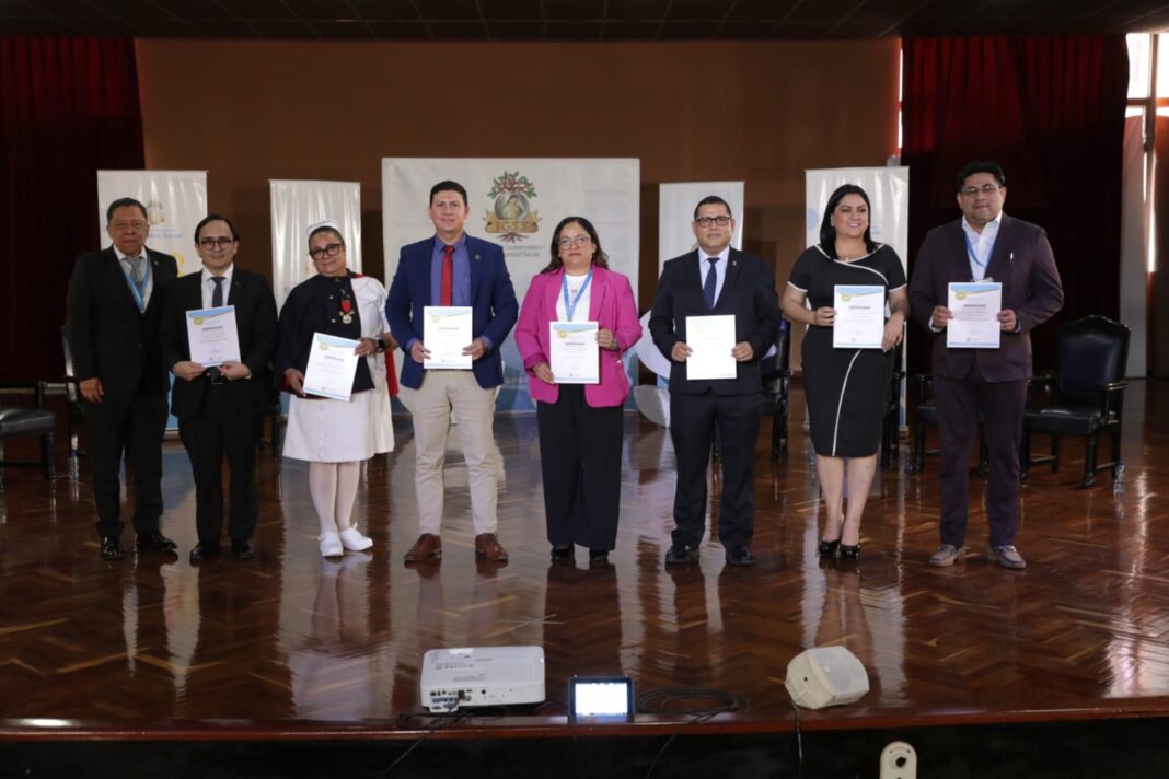 IGSS Foro %22Construyendo el futuro del IGSS desde la memoria histórica%22 2026-00025