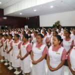 Se graduan integrantes promocion 67 de auxiliares de enfermeria del IGSS-23