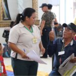 Personal del IGSS atiende a victimas de erupcion del volcan de fuego-3