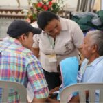 Personal del IGSS atiende a victimas de erupcion del volcan de fuego-6