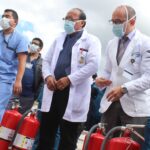 Trabajadores de Hospital de Quetzaltenango reciben capacitacion extintores IGSS-18