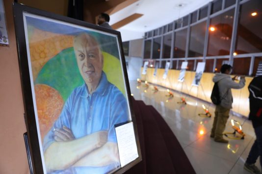 Homenajeamos al gran maestro Roberto González Goyri