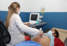 El IGSS refuerza la prevención en mujeres embarazadas en el Día Internacional de la Espina Bífida