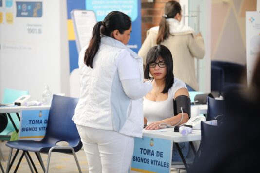 Servicios del IGSS llegan a Corporación Bi con Clínica de Empresa y Jornada de la Seguridad Social