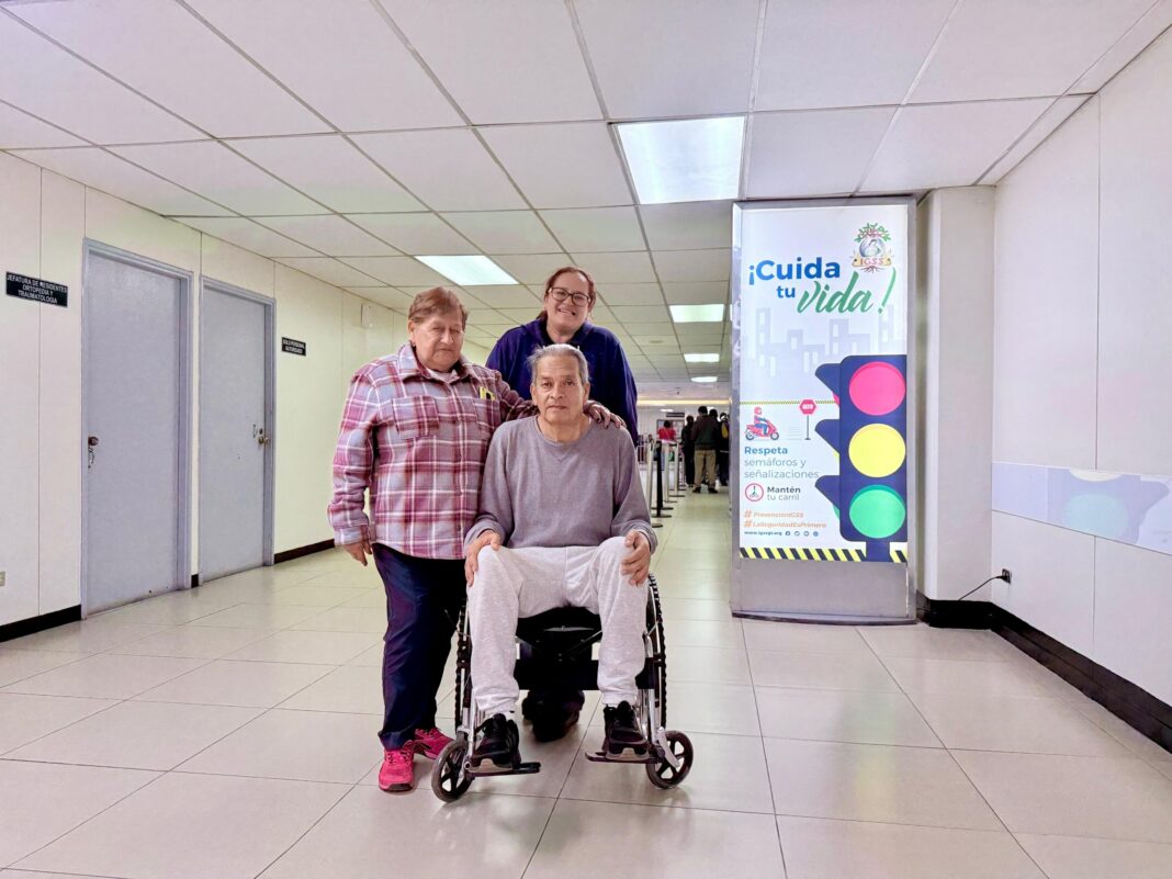 IGSS Hospital General de Accidentes Ceibal Cirugía de columna a paciente 2026 0