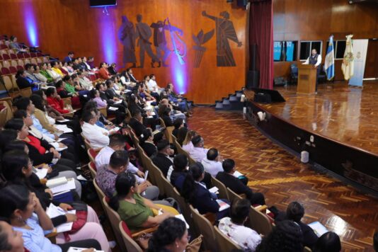 El personal de Enfermería se capacita en la Estrategia de Salud Familiar y Comunitaria