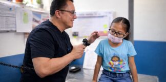 El IGSS brinda recomendaciones para cuidar la salud auditiva