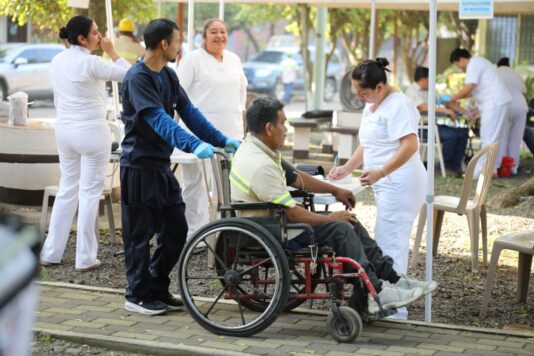 Se realiza Jornada de la Seguridad Social en el Ingenio Tululá, en Retalhuleu