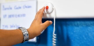 Sistema de timbres mejora la atención en Encamamientos de Adultos del HGE
