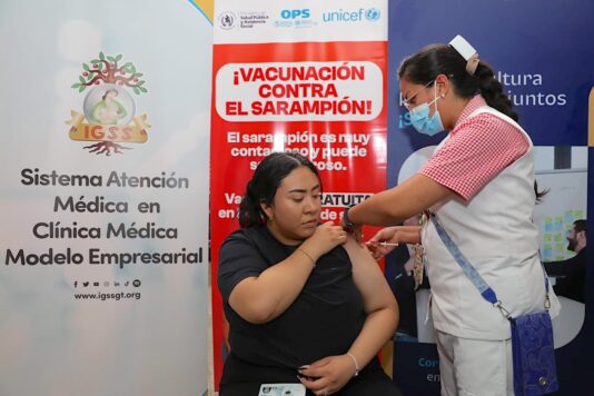 ¡IGSS inmuniza fuerza laboral!
