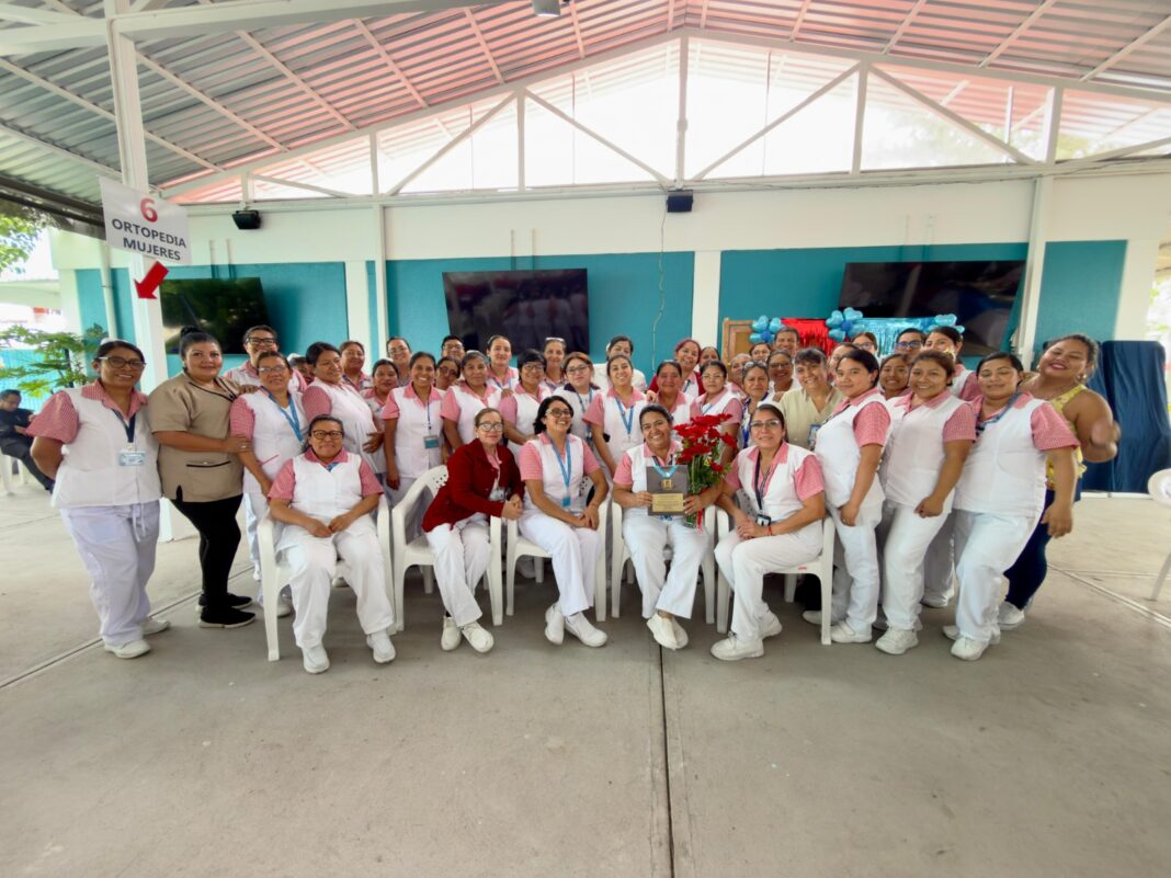IGSS Hospital General de Accidentes Ceibal Enfermera se jubila 2026-00004
