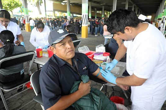 El IGSS llegó al IRTRA Mundo Petapa para cuidar la salud de los trabajadores
